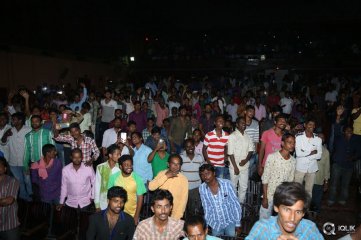 Jakkanna Movie Team Visited Hyderabad Theaters